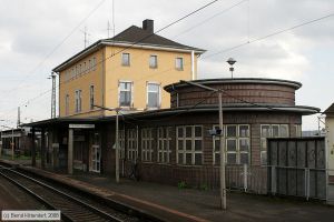 Bild: bfoestrichwinkel_bk0804150196.jpg - anklicken zum Vergrößern