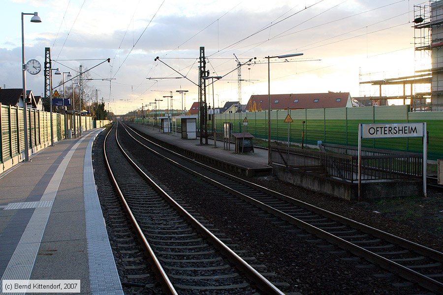 Bahnhof Oftersheim
/ Bild: bfoftersheim_bk0711060007.jpg