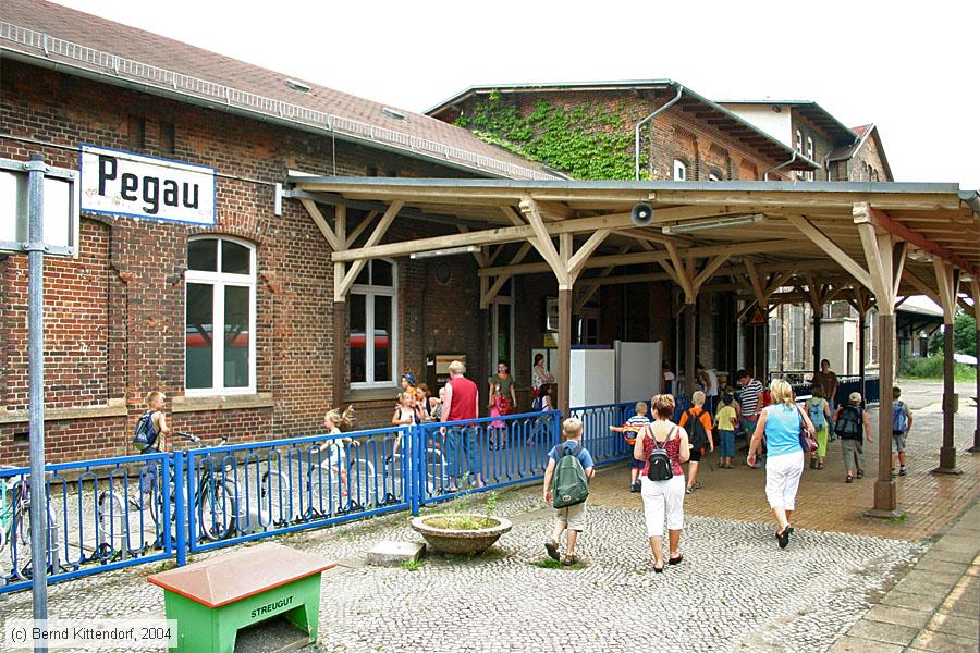 Bahnhof Pegau
/ Bild: bfpegau_e0006563.jpg