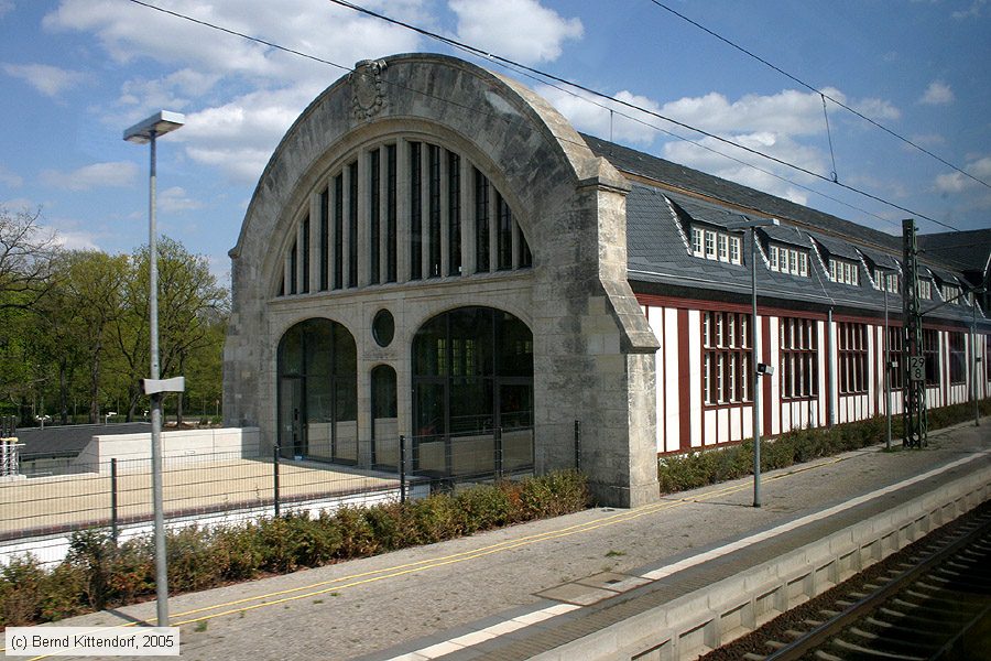 Bahnhof Potsdam Park Sanssouci
/ Bild: bfpotsdamparksanssouci_e0017178.jpg