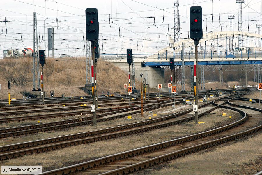 Bahnhof Rostock Hinrichsdorfer Straße
/ Bild: bfrostockhinrichsdorferstr_cw1003160206.jpg