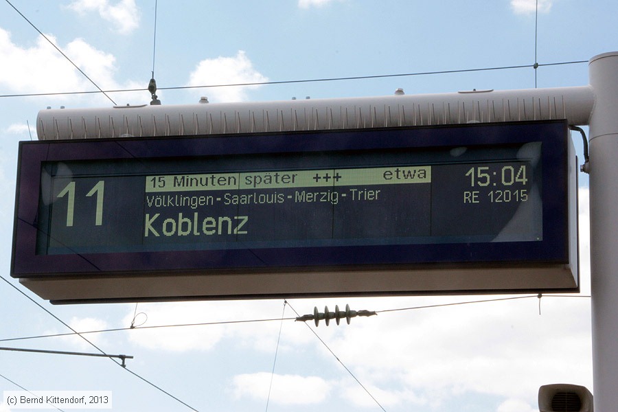 Saarbrücken Hauptbahnhof
/ Bild: bfsaarbrueckenhbf_bk1306060048.jpg Saarbrücken Hauptbahnhof
/ Bild: bfsaarbrueckenhbf_bk1306060048.jpg