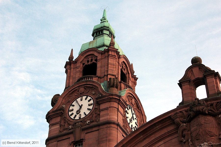 Wiesbaden Hauptbahnhof
/ Bild: bfwiesbadenhbf_bk1108230226.jpg