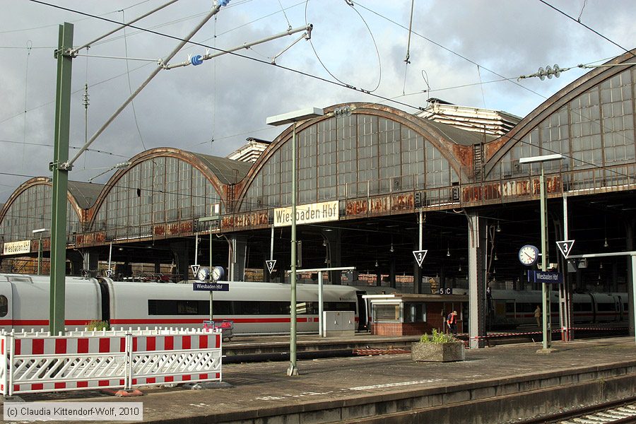 Wiesbaden Hauptbahnhof
/ Bild: bfwiesbadenhbf_cw1011040013.jpg