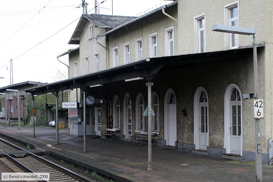 Bahnhof Wiesbaden Schierstein
/ Bild: bfwiesbadenschierstein_bk0804150174.jpg