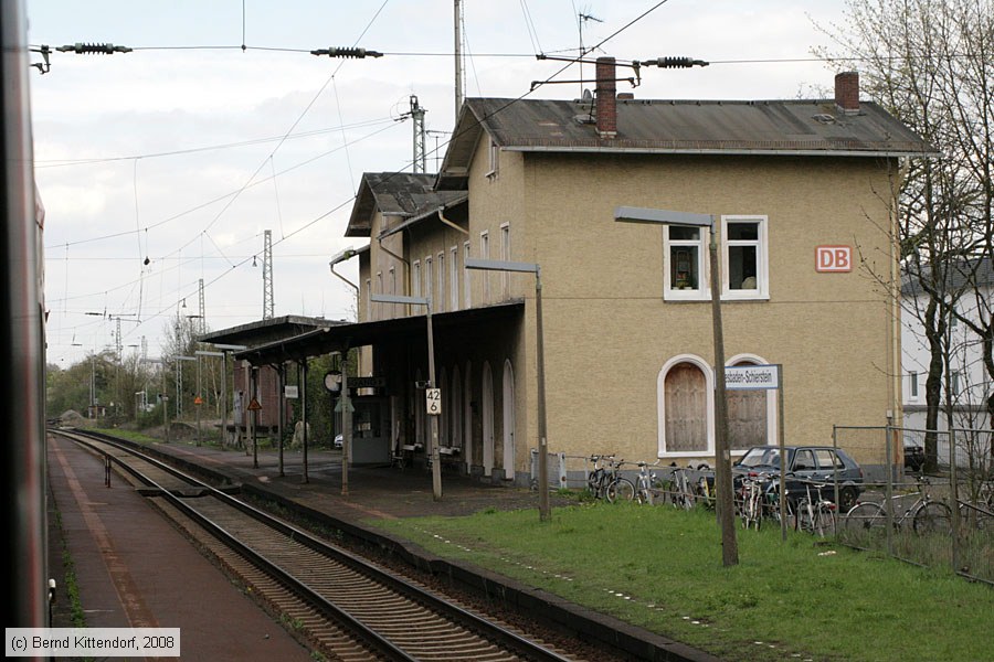 Bahnhof Wiesbaden Schierstein
/ Bild: bfwiesbadenschierstein_bk0804150175.jpg