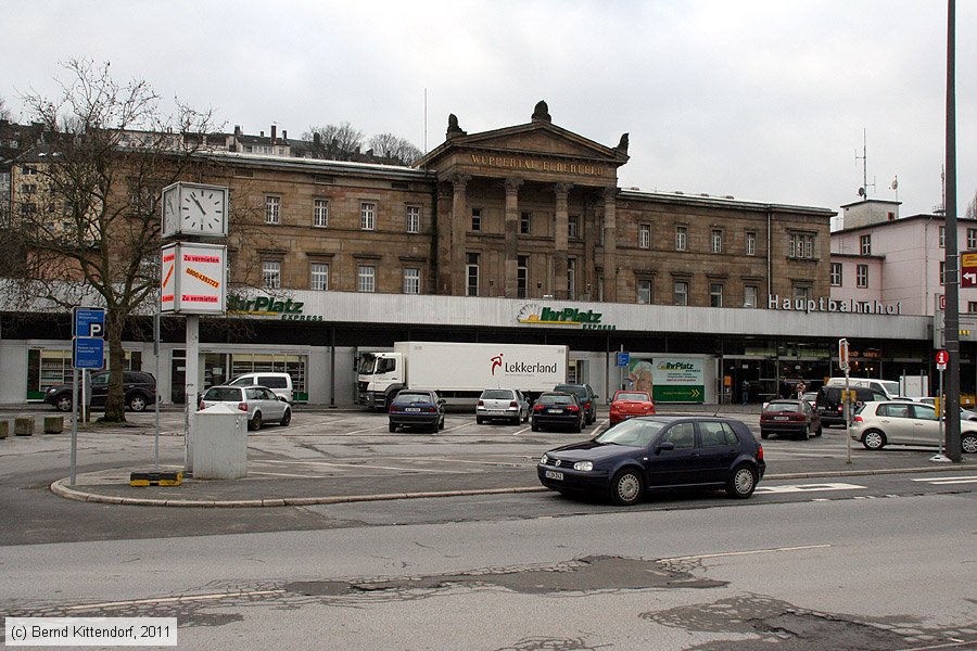 Wuppertal Hauptbahnhof
/ Bild: bfwuppertalhbf_bk1102160049.jpg