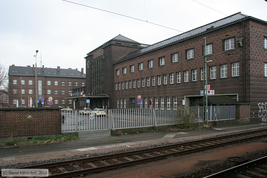 Zwickau (Sachsen) Hauptbahnhof
/ Bild: bfzwickauhbf_bk1004140211.jpg