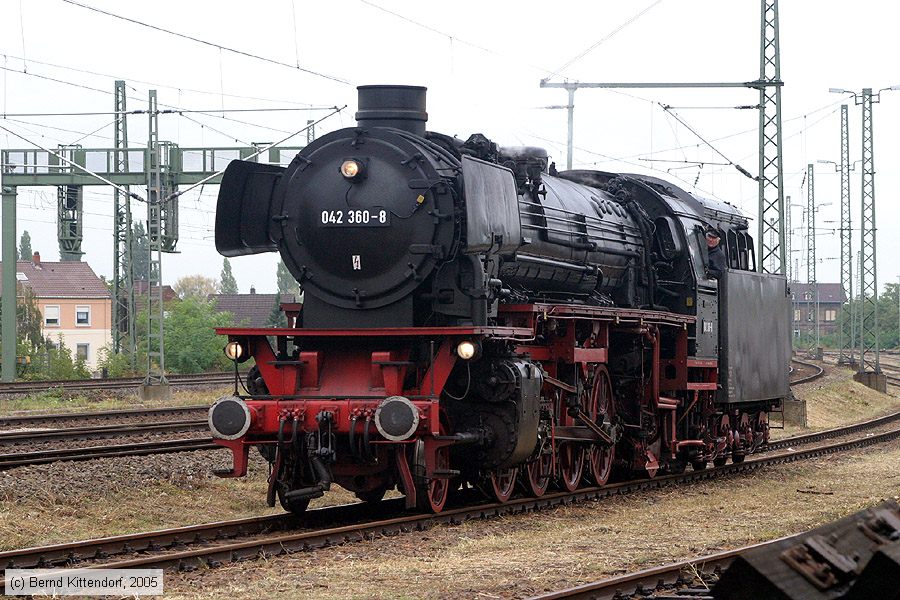 Dampflok - 042360-8
/ Bild: dampf0423608_e0024327.jpg Dampflok - 042360-8
/ Bild: dampf0423608_e0024327.jpg