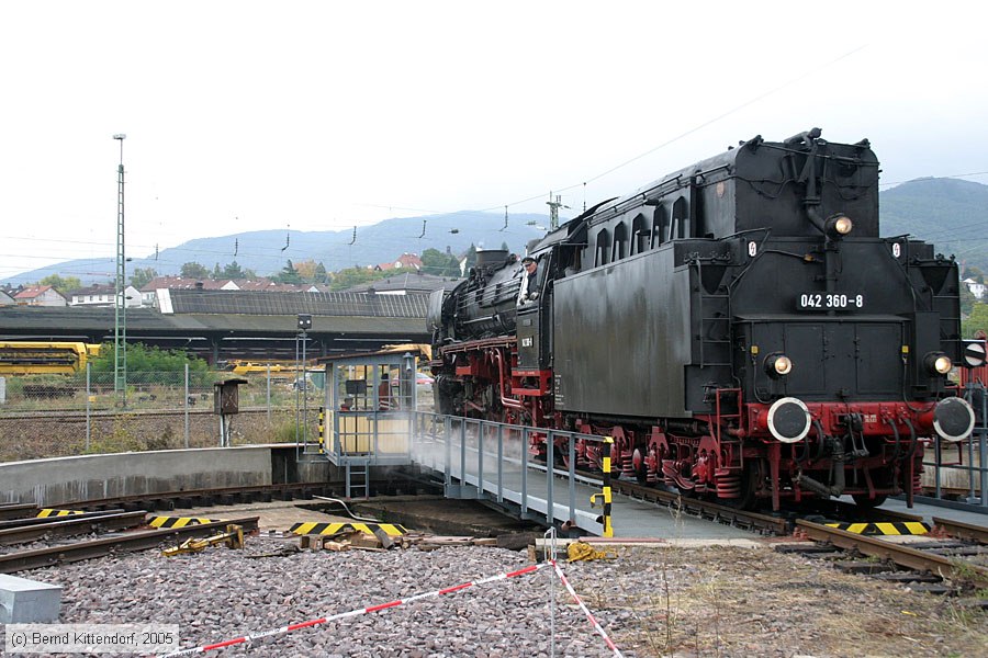 Dampflok - 042360-8
/ Bild: dampf0423608_e0024454.jpg Dampflok - 042360-8
/ Bild: dampf0423608_e0024454.jpg