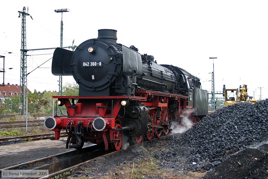 Dampflok - 042360-8
/ Bild: dampf0423608_e0024460.jpg Dampflok - 042360-8
/ Bild: dampf0423608_e0024460.jpg