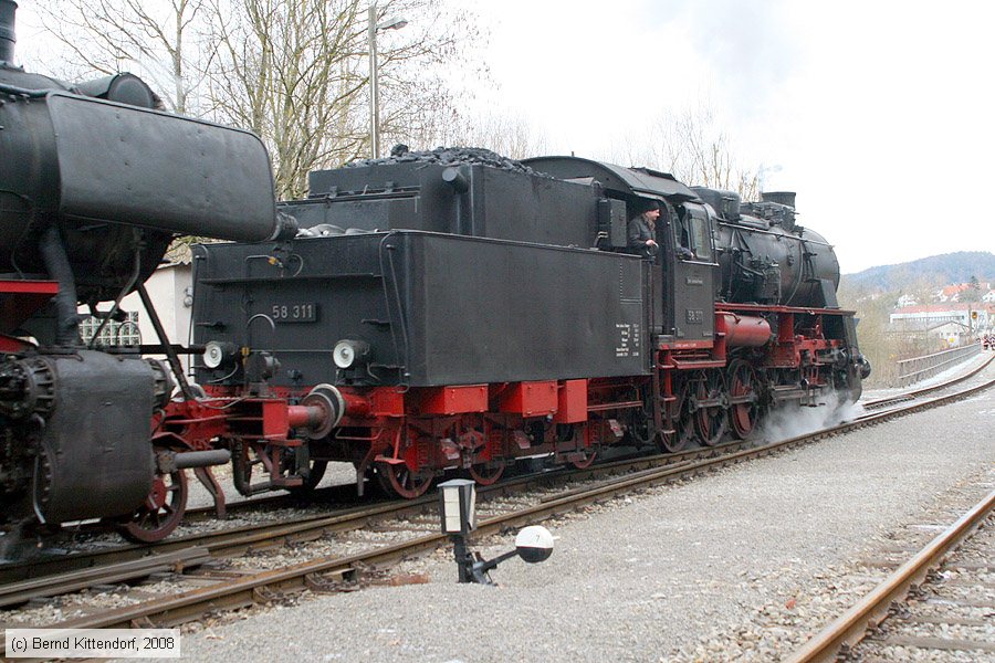 Ulmer Eisenbahnfreunde - 58 311
/ Bild: uef58311_bk0801050104.jpg Ulmer Eisenbahnfreunde - 58 311
/ Bild: uef58311_bk0801050104.jpg