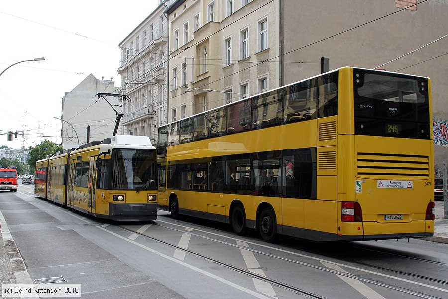 Stra&szlig;enbahn Berlin - 1033
/ Bild: berlin1033_bk1006150005.jpg
