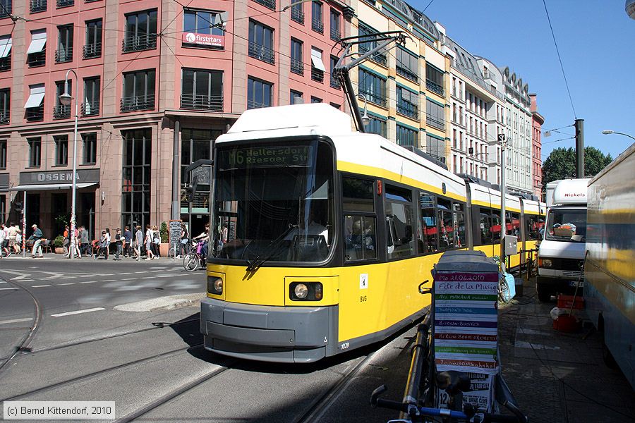 Straßenbahn Berlin - 1028
/ Bild: berlin1028_bk1006170267.jpg Straßenbahn Berlin - 1028
/ Bild: berlin1028_bk1006170267.jpg
