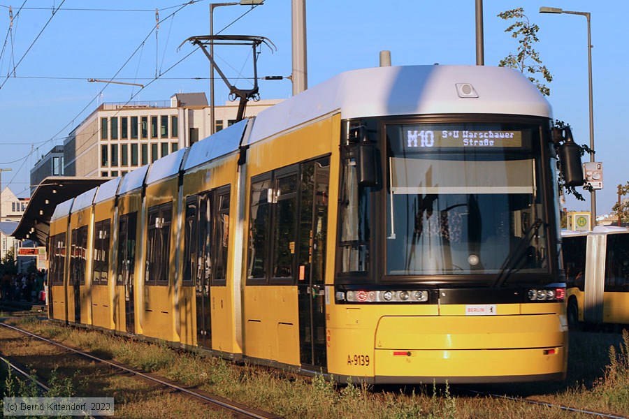 Straßenbahn Berlin - 9139
/ Bild: berlin9139_bk2309070103.jpg