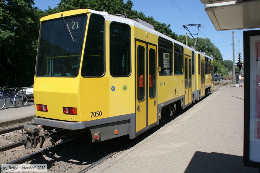 Straßenbahn Berlin - 7050
/ Bild: berlin7050_bk1006170125.jpg