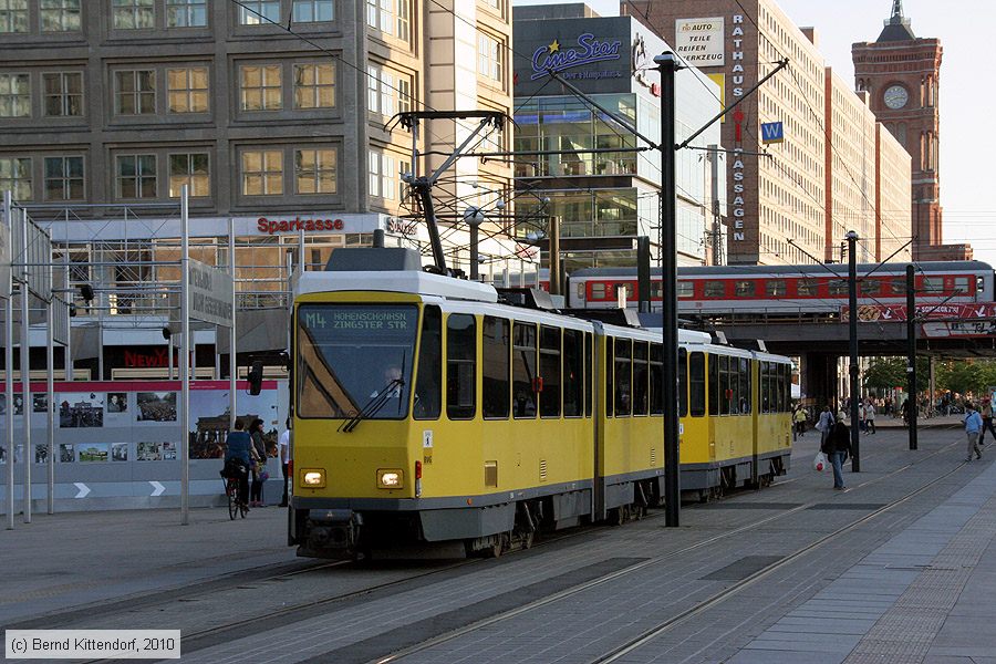 Straßenbahn Berlin - 7056
/ Bild: berlin7056_bk1006150406.jpg Straßenbahn Berlin - 7056
/ Bild: berlin7056_bk1006150406.jpg