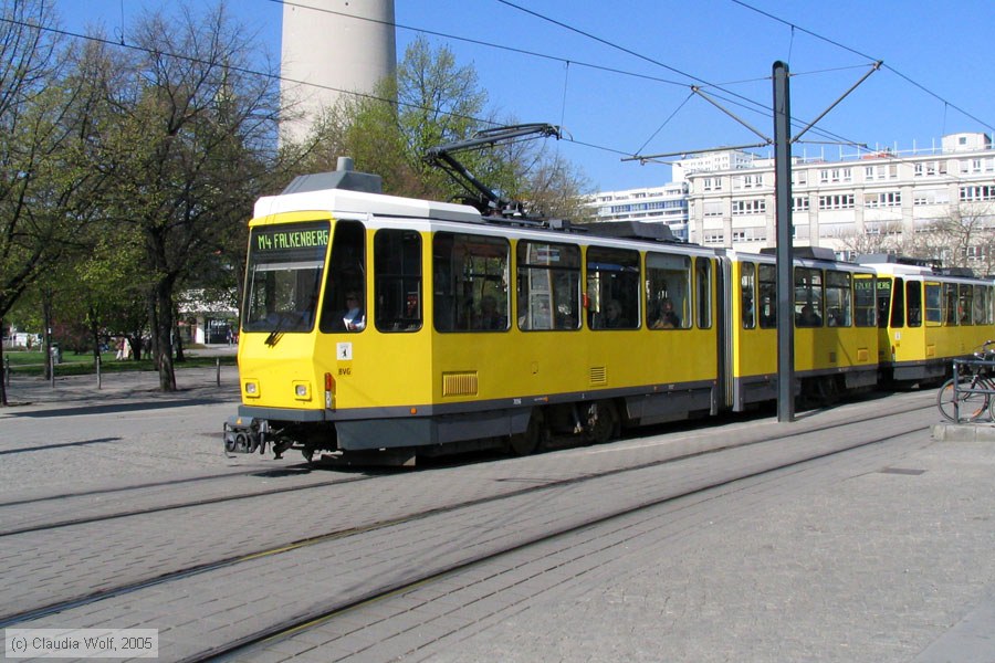 Straßenbahn Berlin - 7056
/ Bild: berlin7056_cw010320.jpg