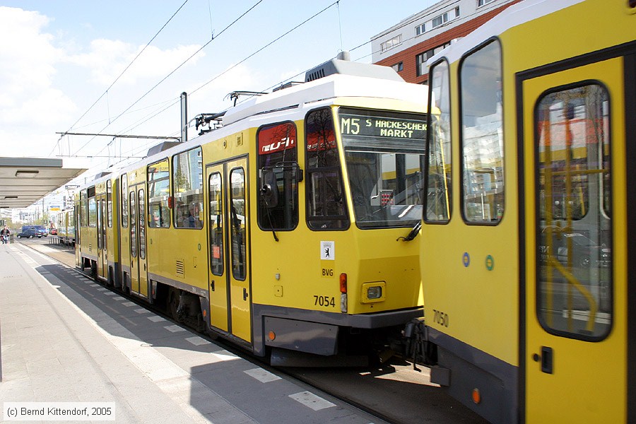 Straßenbahn Berlin - 7054
/ Bild: berlin7054_e0016922.jpg