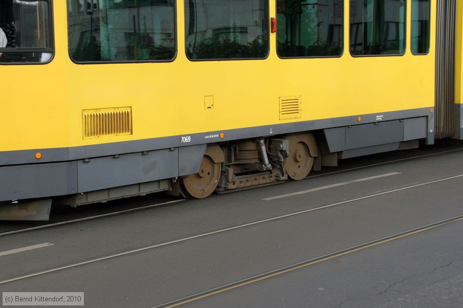 Straßenbahn Berlin - 7069
/ Bild: berlin7069_bk1006140521.jpg