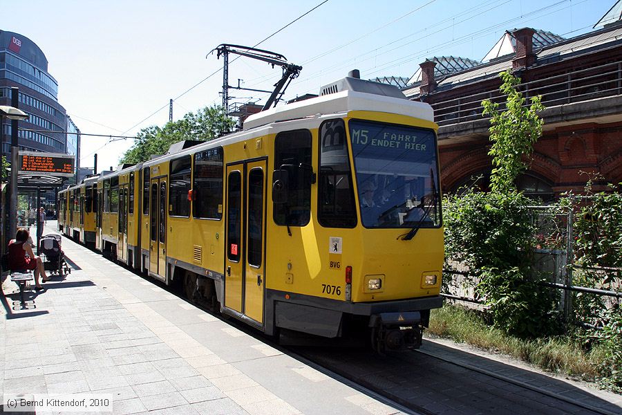 Straßenbahn Berlin - 7076
/ Bild: berlin7076_bk1006170271.jpg
