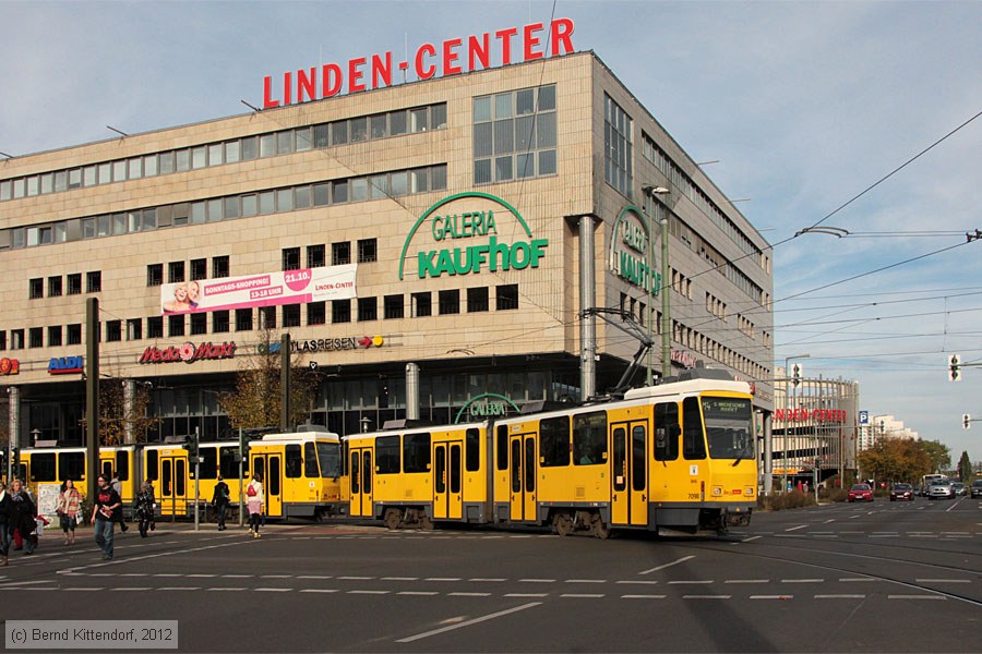 Straßenbahn Berlin - 7098
/ Bild: berlin7098_bk1210170107.jpg