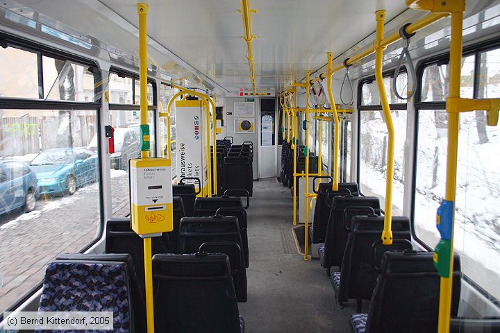Straßenbahn Berlin - 5173 - Innenansicht
/ Bild: berlin5173_e0013756.jpg