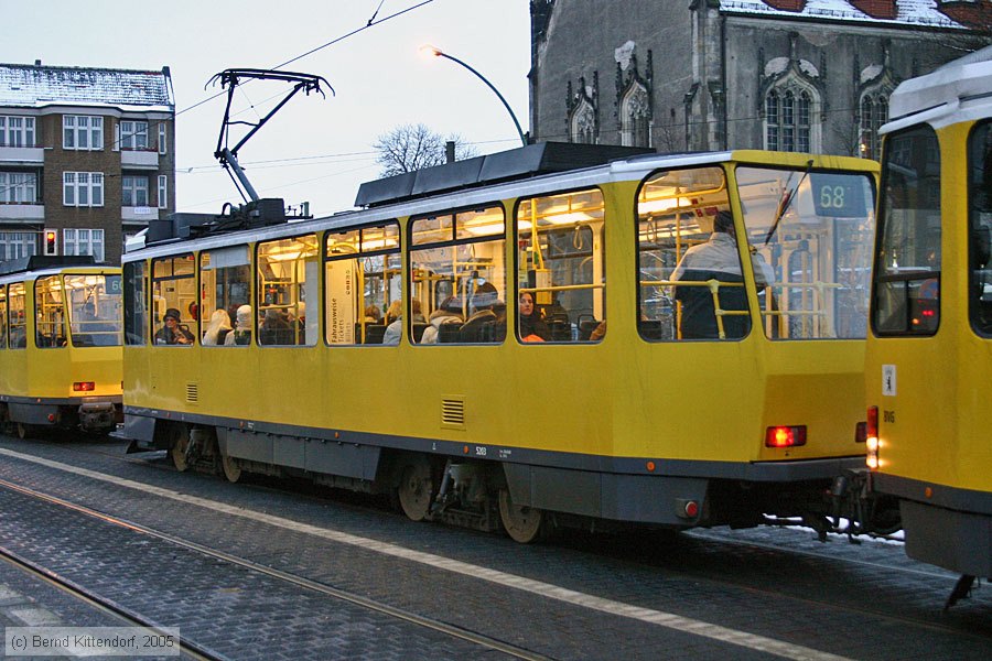 Straßenbahn Berlin - 5203
/ Bild: berlin5203_e0013645.jpg