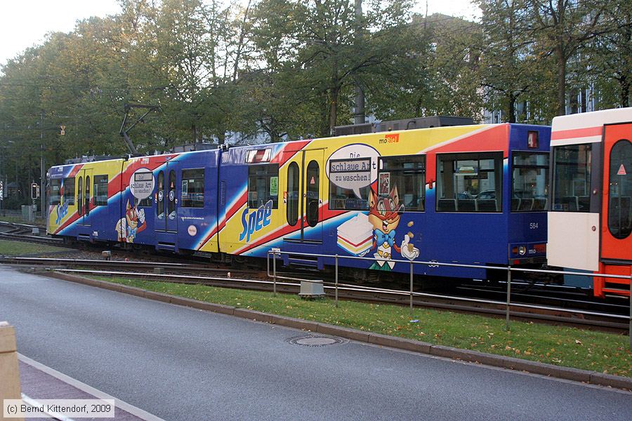Straßenbahn Bielefeld - 584
/ Bild: bielefeld584_bk0910200315.jpg