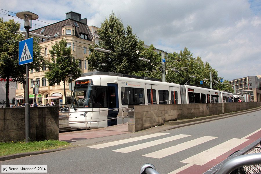 Straßenbahn Bielefeld - 5016
/ Bild: bielefeld5016_bk1407150210.jpg Straßenbahn Bielefeld - 5016
/ Bild: bielefeld5016_bk1407150210.jpg