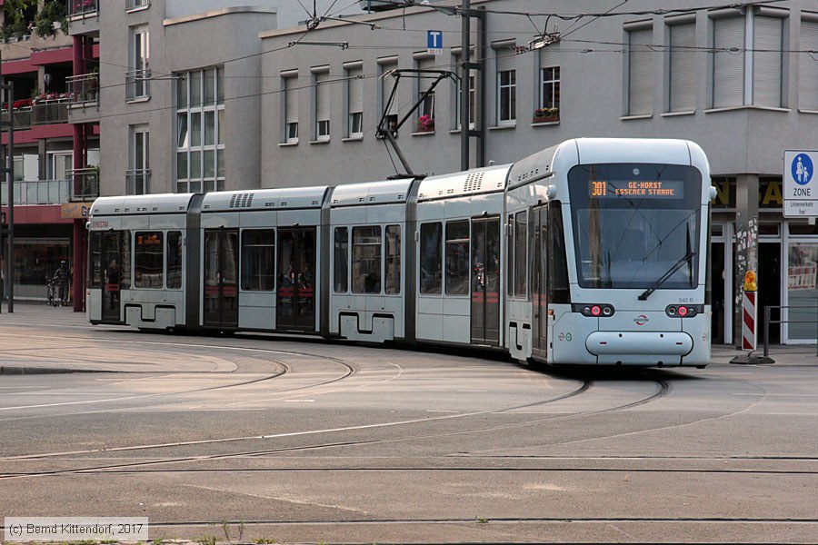 Straßenbahn Bochum-Gelsenkirchen - 542
/ Bild: bogestra542_bk1706200421.jpg