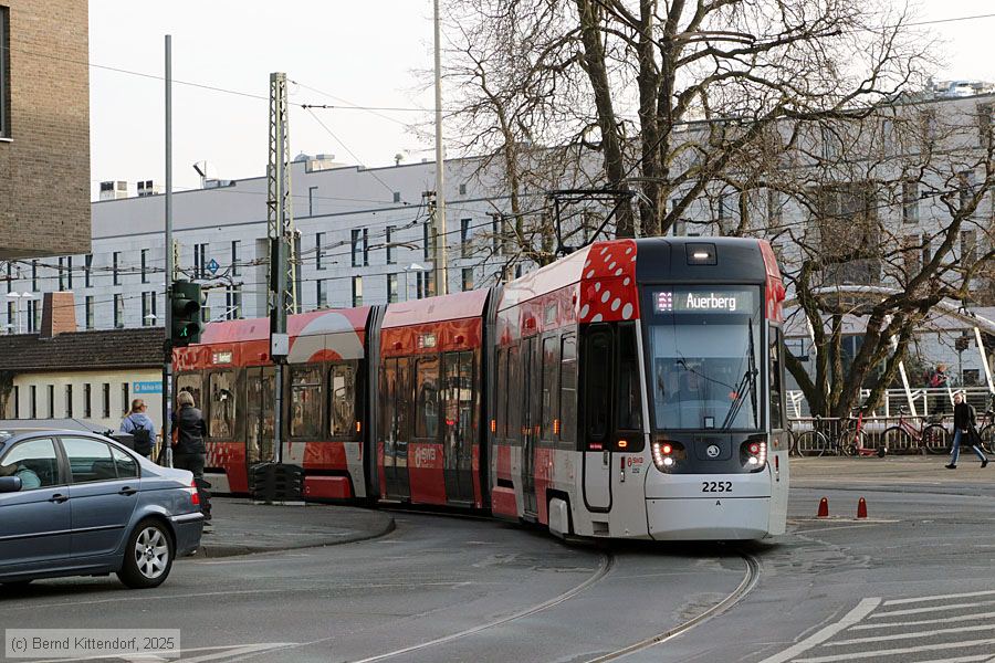 Straßenbahn Bonn - 2252
/ Bild: bonn2252_bk2503100105.jpg
