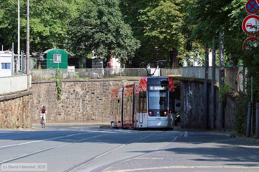 Stra&szlig;enbahn Bonn - 2352
/ Bild: bonn2352_bk2506170225.jpg