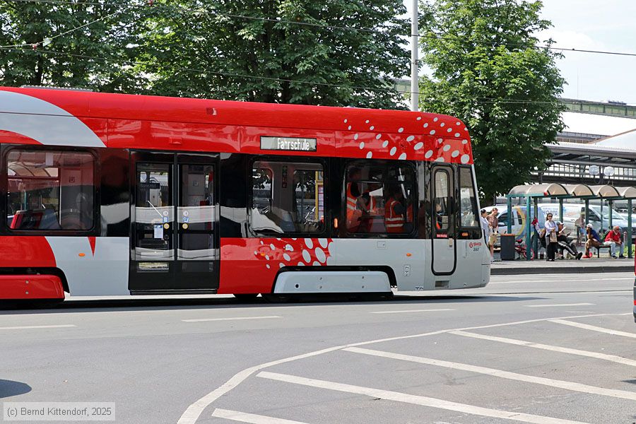 Stra&szlig;enbahn Bonn - 2357
/ Bild: bonn2357_bk2506170144.jpg