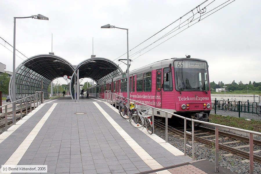 Stadtbahn Bonn - 9352
/ Bild: bonn9352_e0020658.jpg