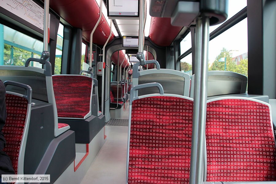 Braunschweig - Straßenbahn - 1466 - Innenansicht
/ Bild: braunschweig1466_bk1508220106.jpg