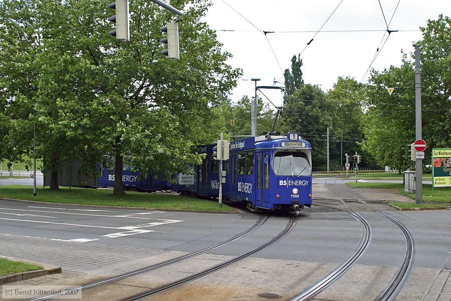 Braunschweig - Straßenbahn - 7552
/ Bild: braunschweig7552_bk0708030051.jpg