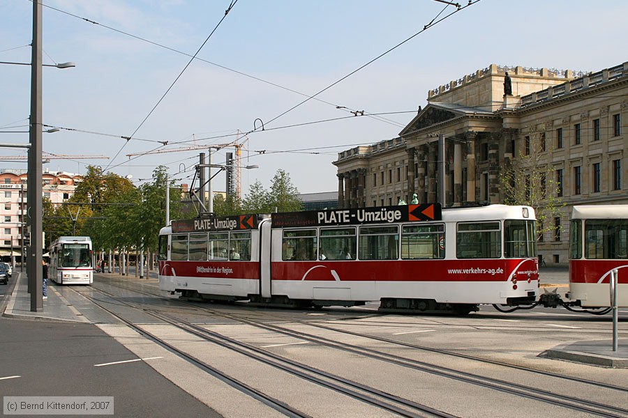 Braunschweig - Straßenbahn - 7553
/ Bild: braunschweig7553_bk0708240049.jpg