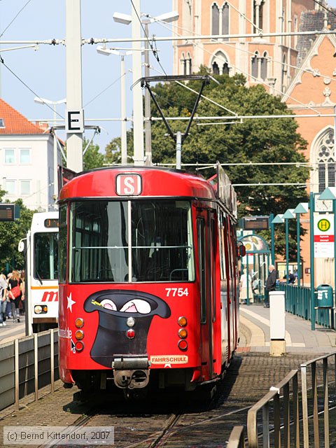 Braunschweig - Straßenbahn - 7754
/ Bild: braunschweig7754_bk0708240087.jpg