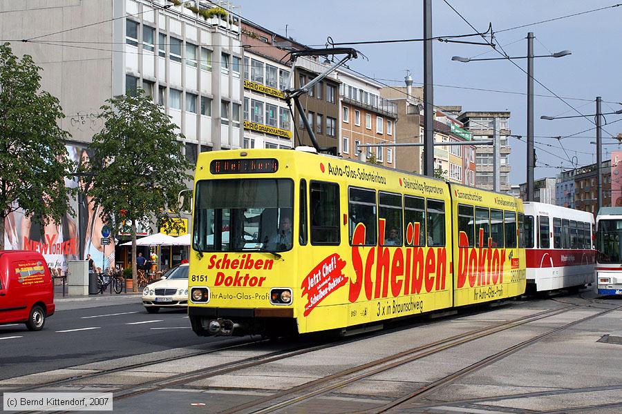 Braunschweig - Straßenbahn - 8151
/ Bild: braunschweig8151_bk0708240043.jpg Braunschweig - Straßenbahn - 8151
/ Bild: braunschweig8151_bk0708240043.jpg