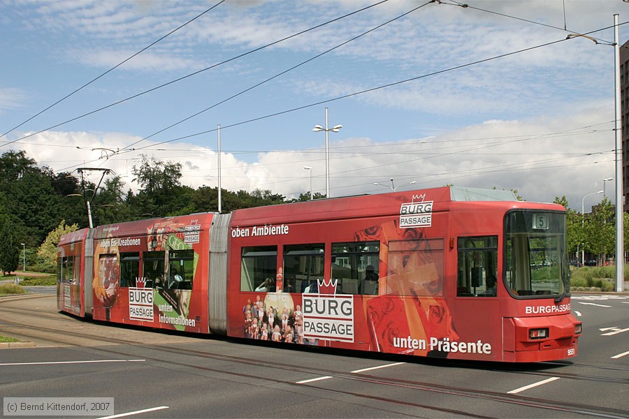 Braunschweig - Straßenbahn - 9551
/ Bild: braunschweig9551_bk0708030012.jpg Braunschweig - Straßenbahn - 9551
/ Bild: braunschweig9551_bk0708030012.jpg