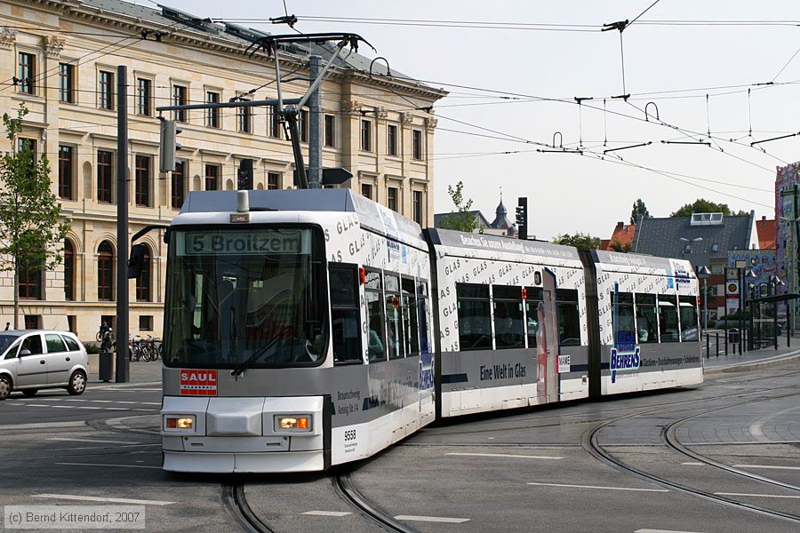 Braunschweig - Straßenbahn - 9558
/ Bild: braunschweig9558_bk0708240057.jpg