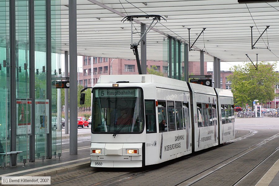 Braunschweig - Stra&szlig;enbahn - 9560
/ Bild: braunschweig9560_bk0708240019.jpg