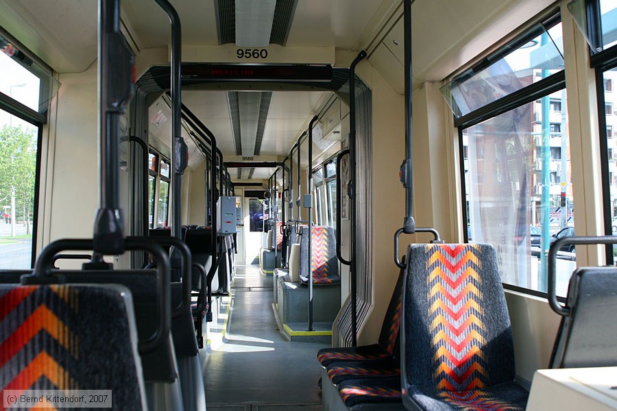 Braunschweig - Straßenbahn - 9560 - Innenansicht
/ Bild: braunschweig9560_bk0708240193.jpg