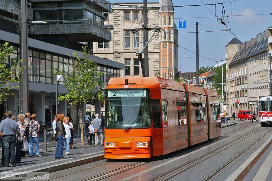 Braunschweig - Straßenbahn - 9561
/ Bild: braunschweig9561_bk0708240126.jpg