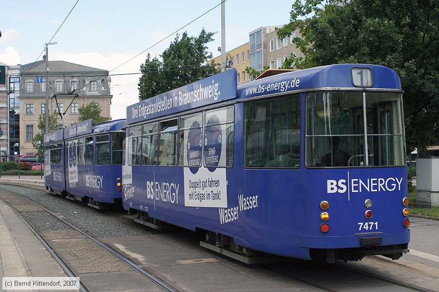 Braunschweig - Straßenbahn - 7471
/ Bild: braunschweig7471_bk0708030054.jpg