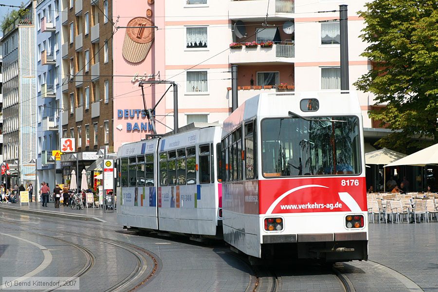 Braunschweig - Straßenbahn - 8176
/ Bild: braunschweig8176_bk0708240114.jpg Braunschweig - Straßenbahn - 8176
/ Bild: braunschweig8176_bk0708240114.jpg