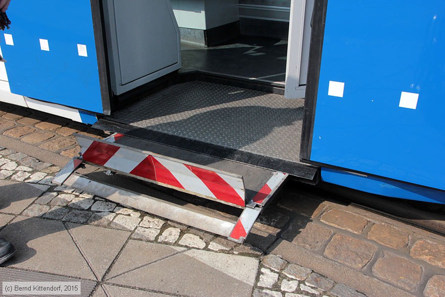 Bremen - Straßenbahn - 3029
/ Bild: bremen3029_bk1503280109.jpg Bremen - Straßenbahn - 3029
/ Bild: bremen3029_bk1503280109.jpg