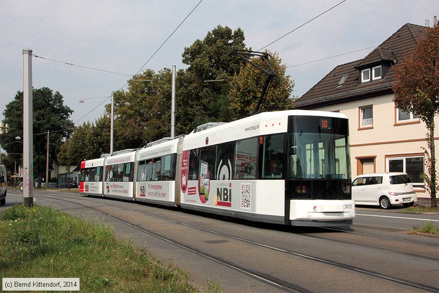 Bremen - Straßenbahn - 3037
/ Bild: bremen3037_bk1409050031.jpg Bremen - Straßenbahn - 3037
/ Bild: bremen3037_bk1409050031.jpg