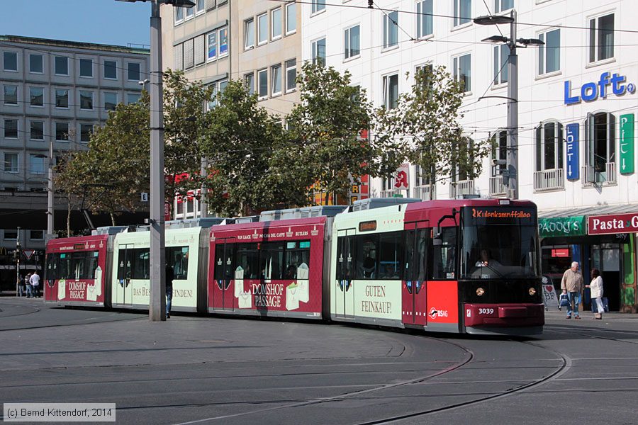 Bremen - Straßenbahn - 3039
/ Bild: bremen3039_bk1409040003.jpg Bremen - Straßenbahn - 3039
/ Bild: bremen3039_bk1409040003.jpg